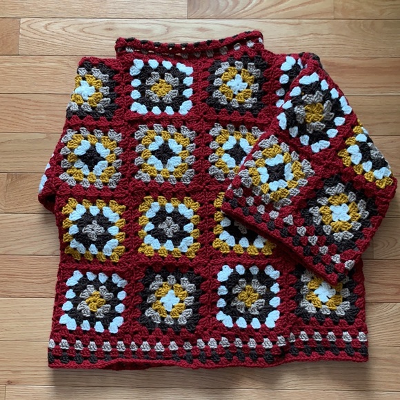 Hand made granny square sweater - Picture 5 of 5